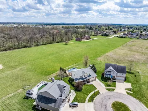 View/Area - 549 Chatham Ct, Circleville, OH 43113 photo 5 of 15