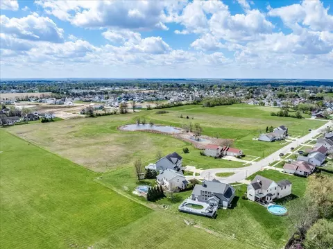 View/Area - 549 Chatham Ct, Circleville, OH 43113 photo 11 of 15