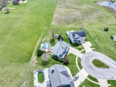 View/Area - 549 Chatham Ct, Circleville, OH 43113 photo 8 of 15