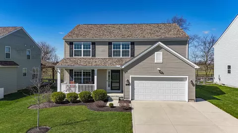 201 Rosewood Loop SW, Commercial Point, OH 43116