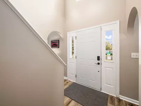 Entry Way - 40 Tabilore Loop, Delaware, OH 43015 photo 2 of 4