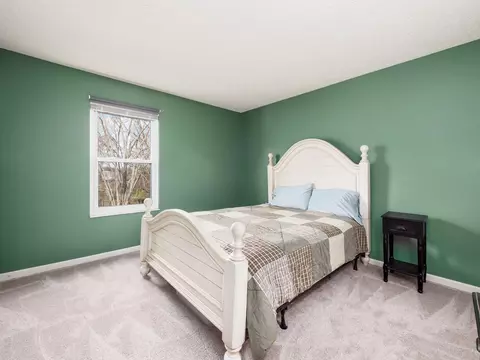Bedroom - 40 Tabilore Loop, Delaware, OH 43015 photo 4 of 8