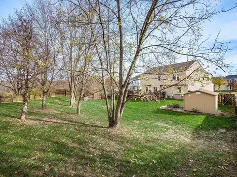 Exterior - 40 Tabilore Loop, Delaware, OH 43015 photo 8 of 12