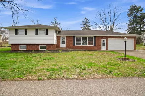 12360 2nd Ave, Trinway, OH 43842