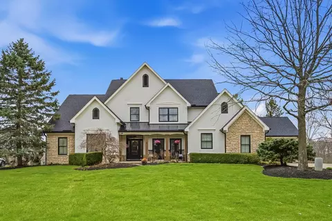8219 Campden Lakes Blvd, Dublin, OH 43016