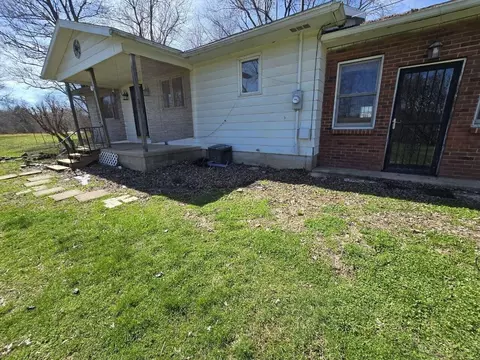 7555 Dietrick Hill Rd, Philo, OH 43771