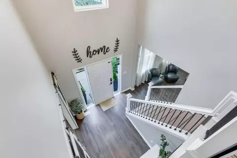 Entry Way - 157 Trail E, Pataskala, OH 43062 photo 3 of 3