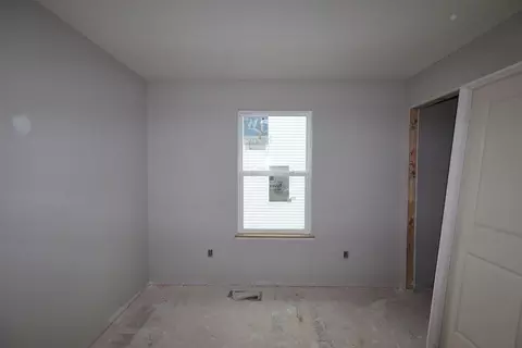Bedroom - 2080 Interchange Dr, Plain City, OH 43064 photo 2 of 4