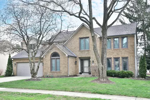 8240 Spruce Needle Ct, Columbus, OH 43235