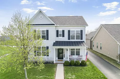 5222 Wildcat Falls Dr, Dublin, OH 43016