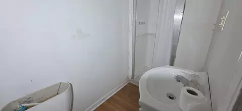 Bath - 824 E 2nd St, Lima, OH 45804 photo 1 of 2