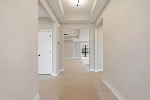 Entry Way - 4547 Corsican Loop E, Hilliard, OH 43026 photo 2 of 5