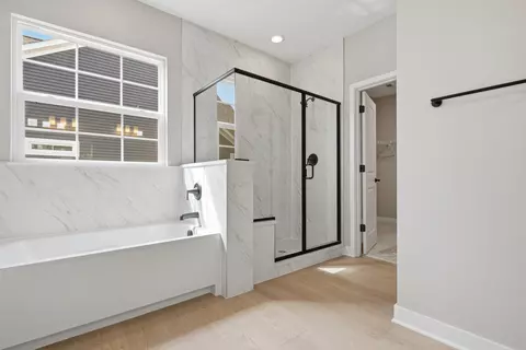 Bath - 4547 Corsican Loop E, Hilliard, OH 43026 photo 5 of 5
