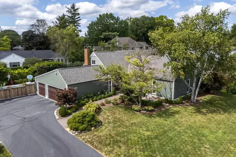 4027 Patricia Dr, Columbus, OH 43220