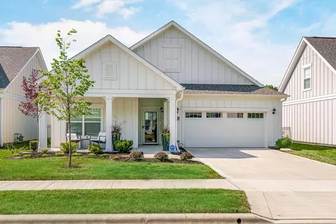 7737 Strickland Dr #49, New Albany, OH 43054
