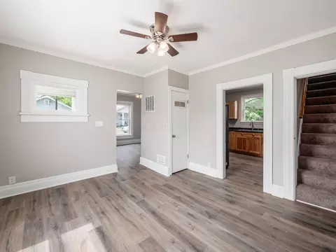 Living - 174 Barnhart St, Marion, OH 43302 photo 5 of 6