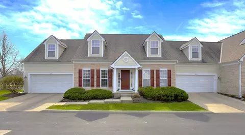 17 Fawn Meadow Ct, Powell, OH 43065