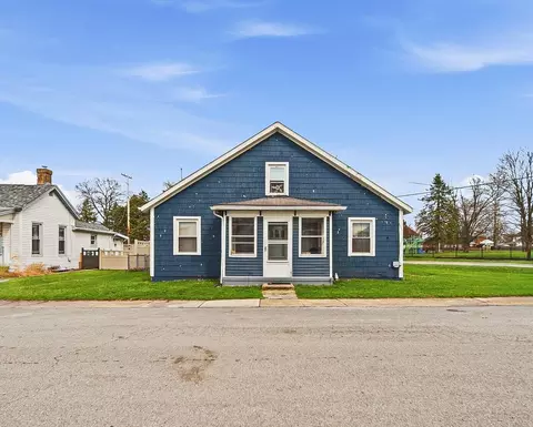 68 S West St, West Jefferson, OH 43162