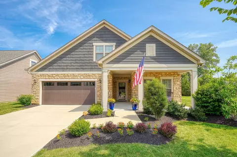 240 Parkgate Ct, Delaware, OH 43015