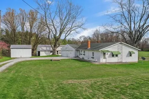 5079 Cincinnati Zanesville Rd NE, Lancaster, OH 43130