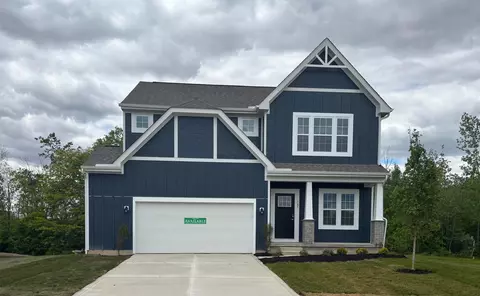 185 Black Oak Ave, Marysville, OH 43040