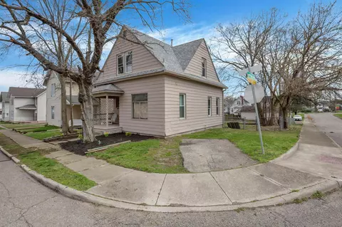 44 Bowers Ave, Newark, OH 43055
