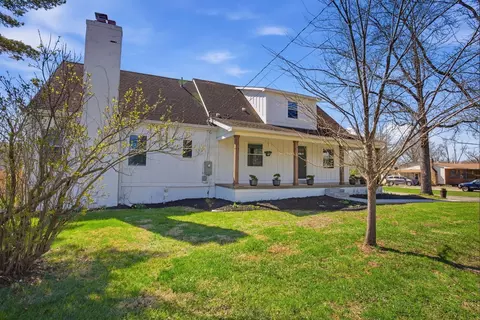 667 E College Ave, Westerville, OH 43081