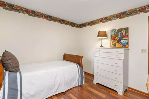 Bedroom - 4053 Apple Valley Dr, Howard, OH 43028 photo 4 of 9
