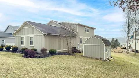 Exterior - 4053 Apple Valley Dr, Howard, OH 43028 photo 7 of 12