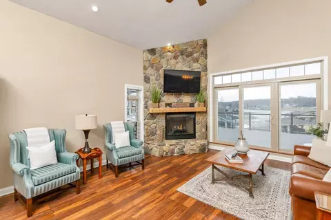 Living - 4053 Apple Valley Dr, Howard, OH 43028 photo 1 of 5