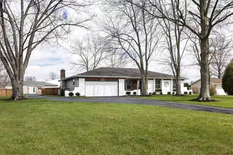 7590 Bevelhymer Rd, New Albany, OH 43054