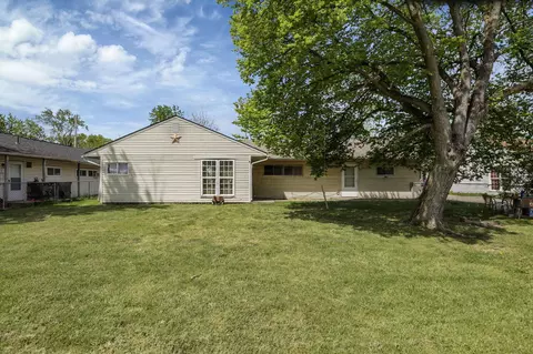 861 Derrer Rd, Columbus, OH 43204
