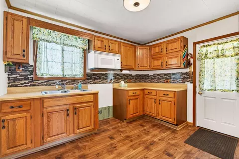 Kitchen - 231 Gallagher Ave, Logan, OH 43138 photo 2 of 2