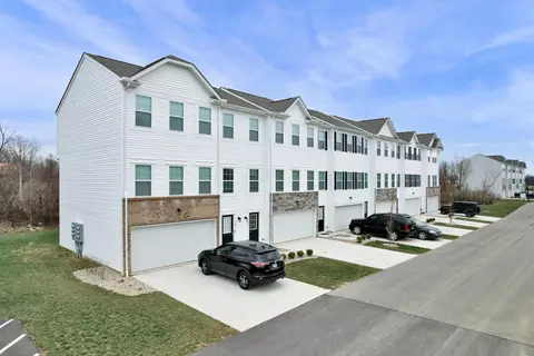 123 Coyote Willow Dr #B, Reynoldsburg, OH 43068