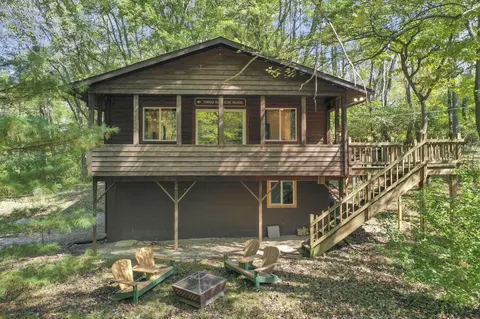 298 Tillamook Ln, Bremen, OH 43107