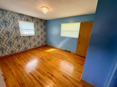 Bedroom - 4397 Wright Ave, Columbus, OH 43213 photo 3 of 3