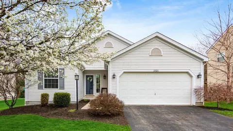 1521 W Quail Run Dr, Newark, OH 43055