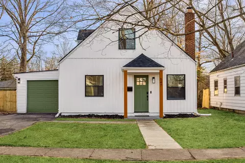 547 Chase Rd, Columbus, OH 43214