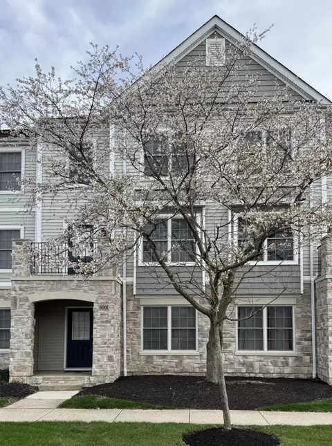 6001 Canyon Creek Dr #303, Dublin, OH 43016