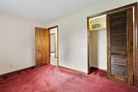 Bedroom - 23624 Parker Ct, Circleville, OH 43113 photo 3 of 7