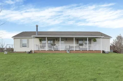 35680 Township Road 72, Frazeysburg, OH 43822