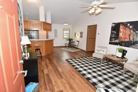 365 Virginia Ct, Pataskala, OH 43062