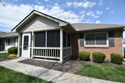 365 Virginia Ct, Pataskala, OH 43062