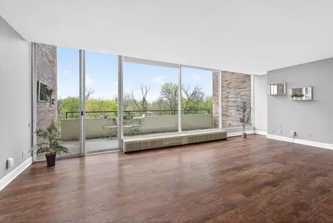 1000 Urlin Ave #501, Columbus, OH 43212