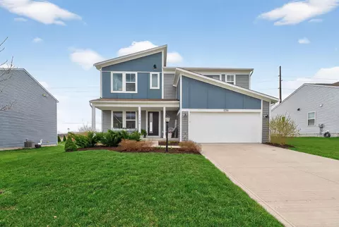 1735 Dickson Dr, Marysville, OH 43040