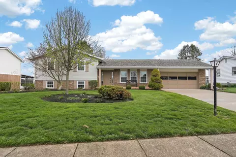 4 Brookside Ct, Washington Court House, OH 43160