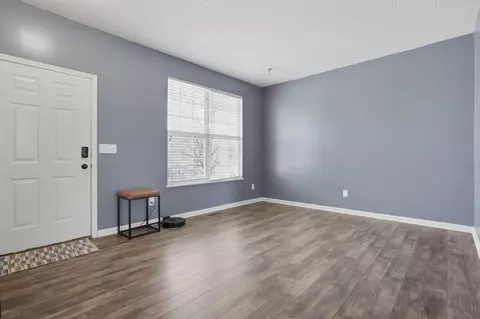 Living - 175 Poe Ave, Lithopolis, OH 43136 photo 2 of 5