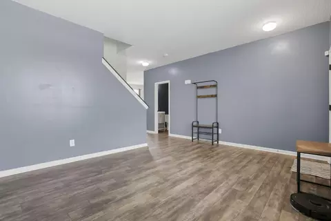 Entry Way - 175 Poe Ave, Lithopolis, OH 43136 photo 2 of 5