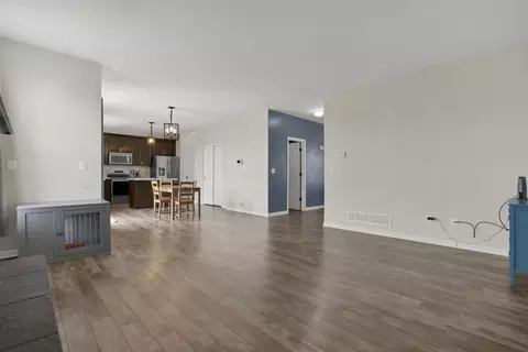 Living - 175 Poe Ave, Lithopolis, OH 43136 photo 5 of 5