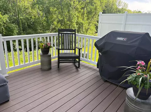 Exterior - 252 Via Corso, Delaware, OH 43015 photo 6 of 7